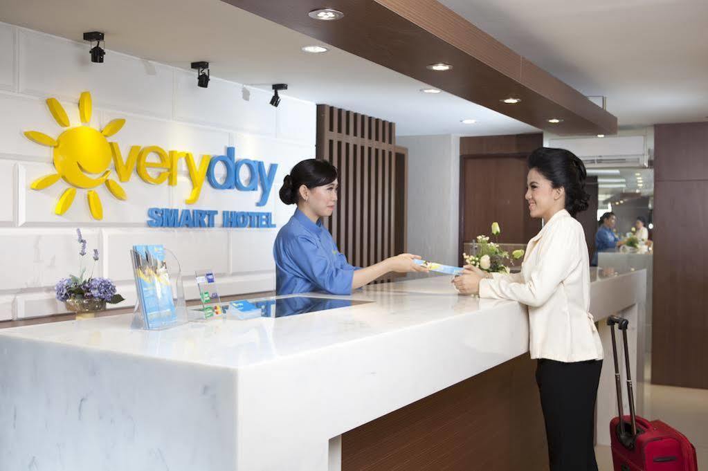 Everyday Smart -